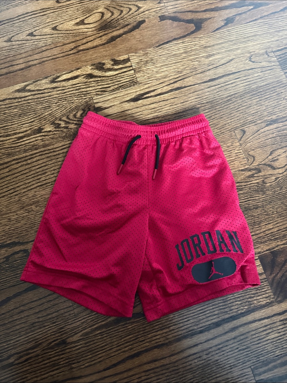 Jordan boys’s Athletic Mesh Shorts with Logo youth small